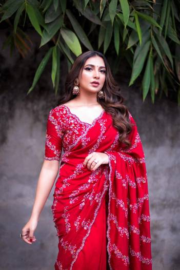 D.NO.  BT362 BY BT FANCY DORI WITH FANCY ZARI SAREES MANUFACTURE IN INDIA	